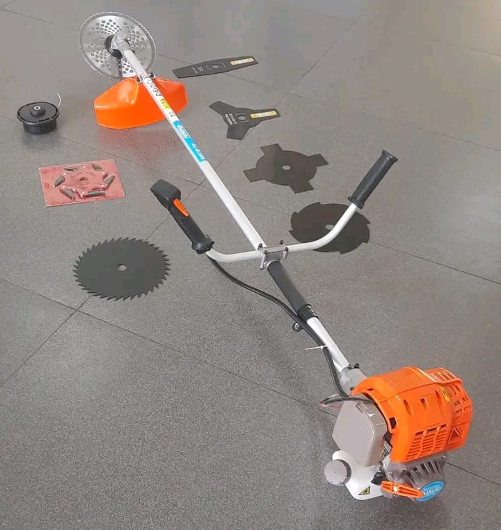 Hawking brush cutter 4-stroke 8 blades available